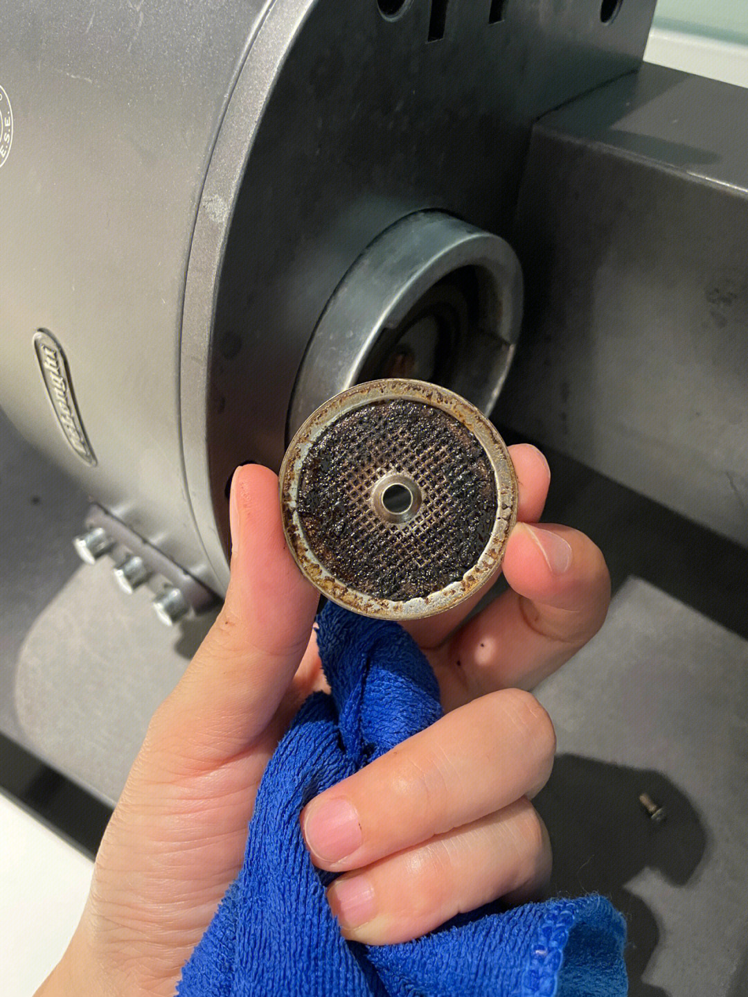 德龙半自动咖啡机清洗