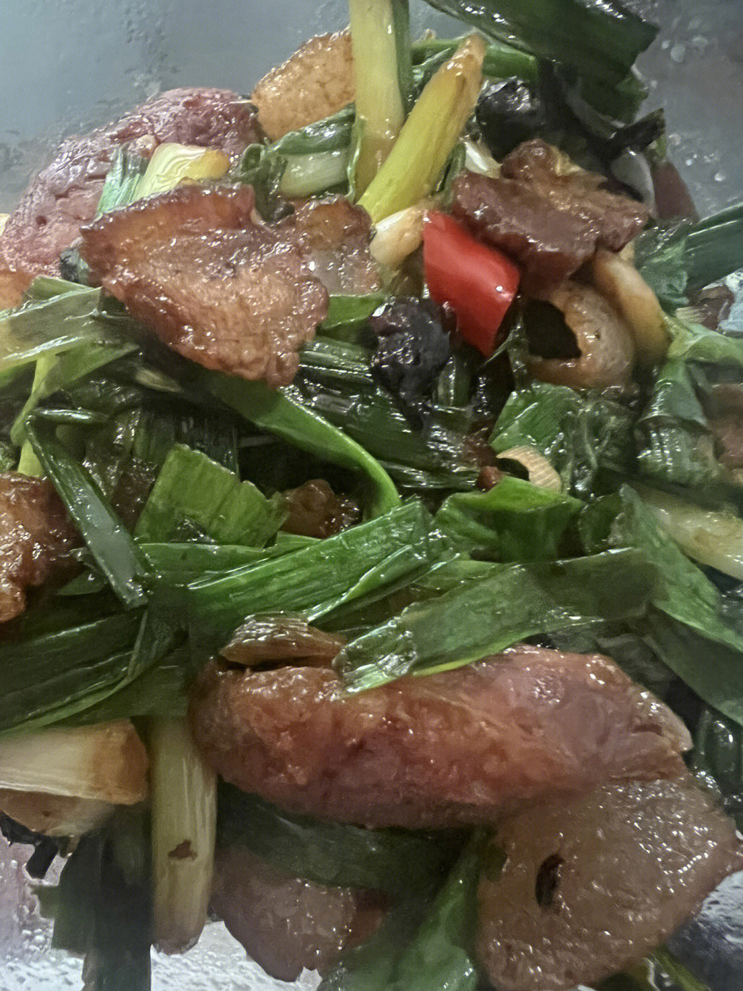 豆豉蒜苗炒腊肉香肠好吃