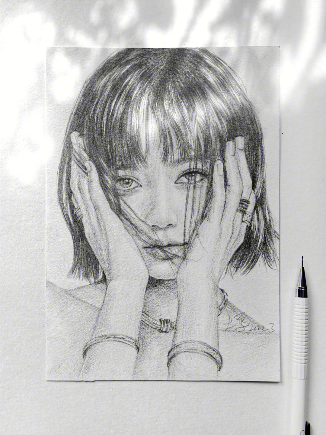 lisa画像素描图片