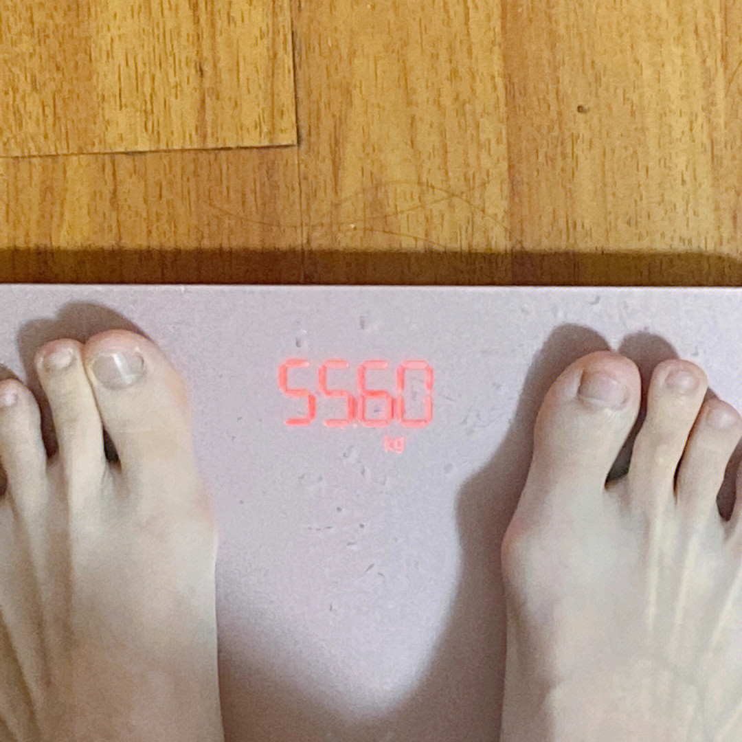 53公斤体重秤脚的图片图片