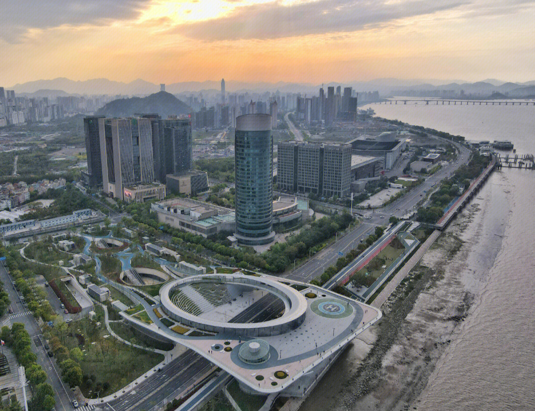 温州瓯江路城市阳台图片