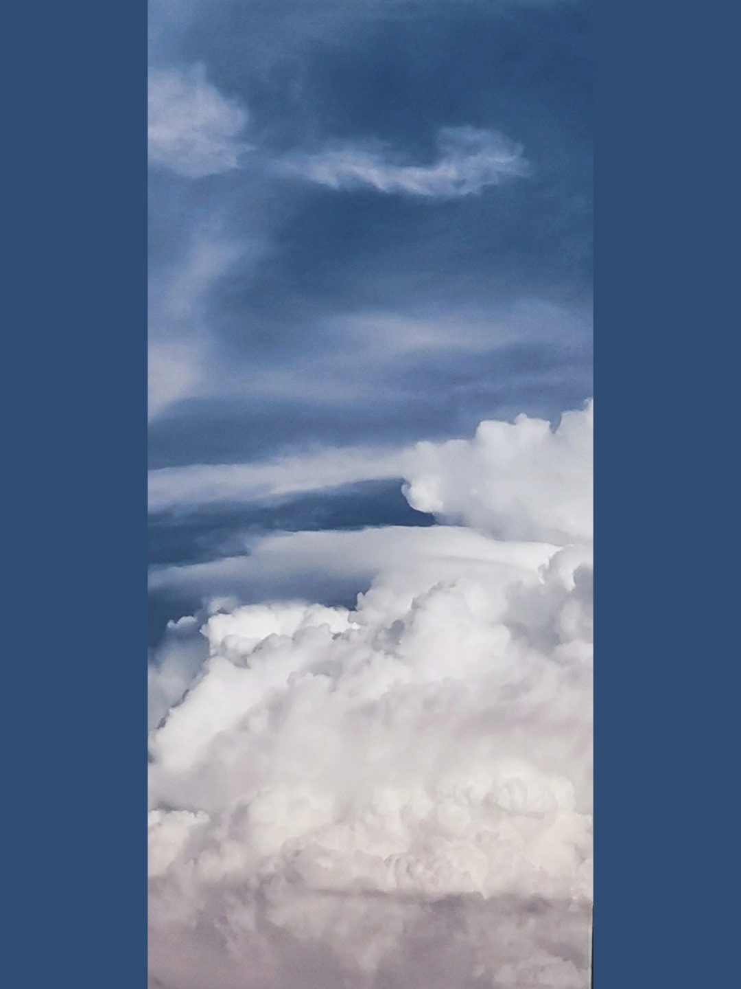 云朵壁纸三格图片