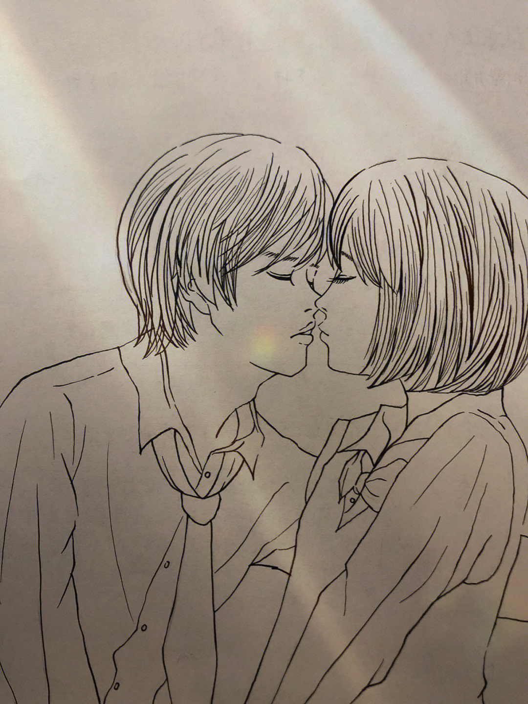 动漫情侣接吻的素描画图片