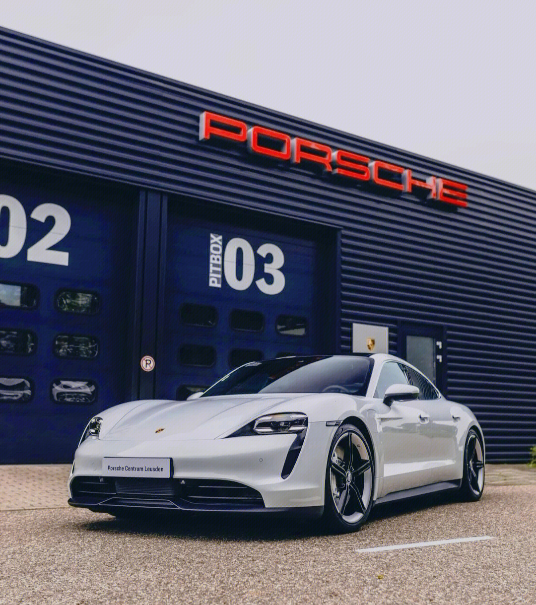 porschetaycan