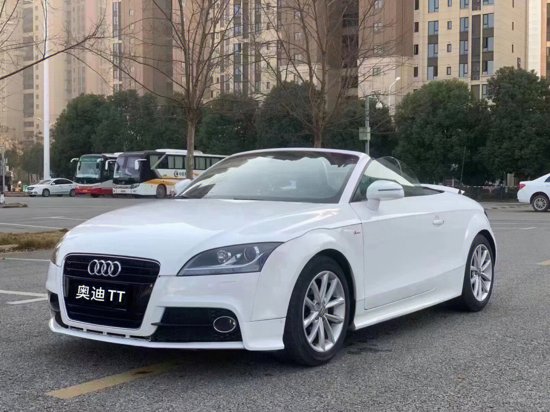 奥迪tt 2013款 tt roadster 45 tfsi,2门2座敞篷跑车,3万公里#奥迪tt