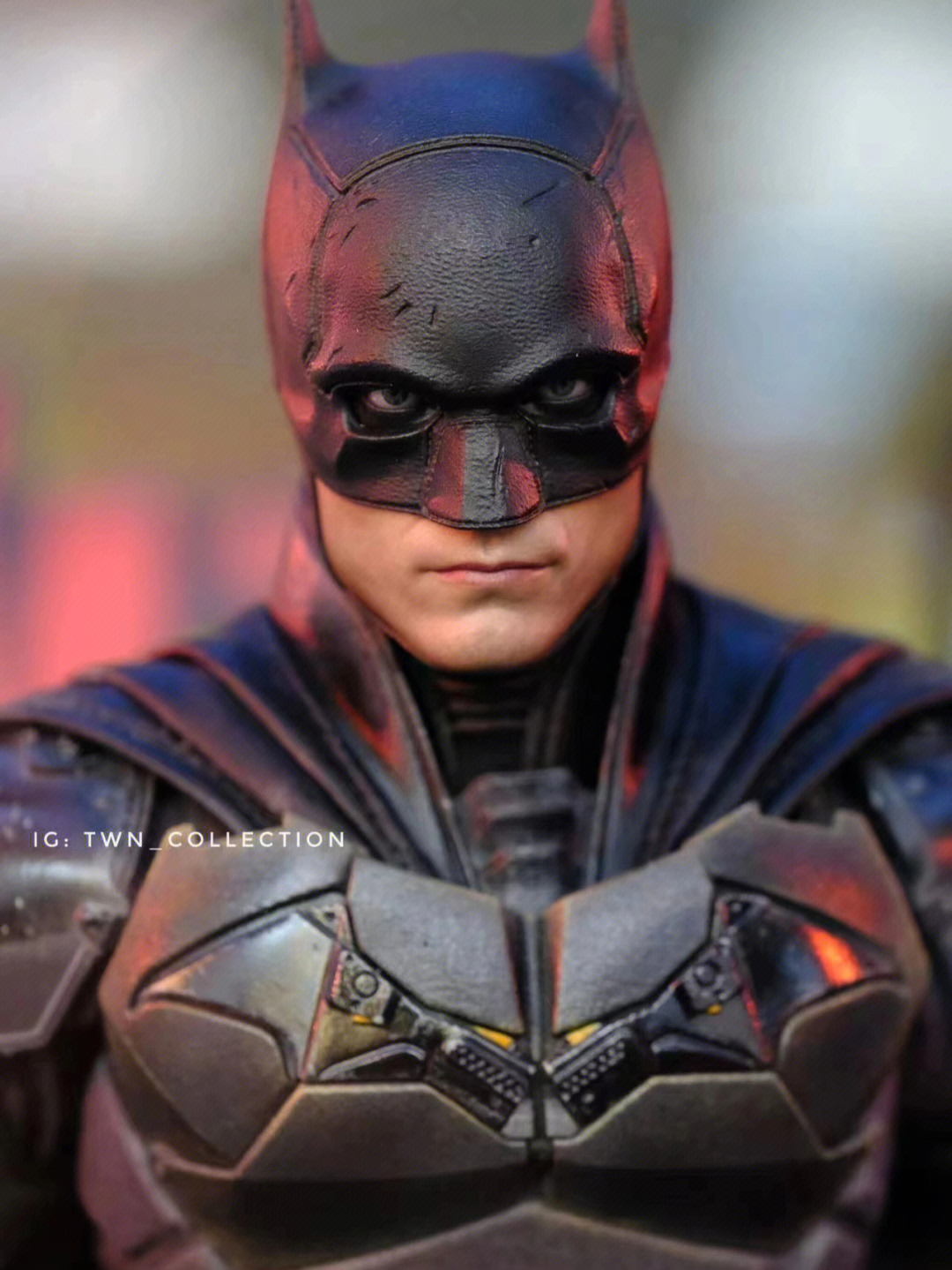 hottoys罗伯特帕丁森蝙蝠侠