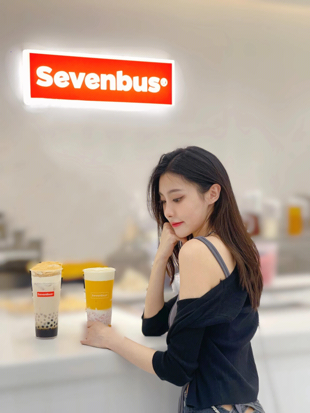 sevenbus创始人图片