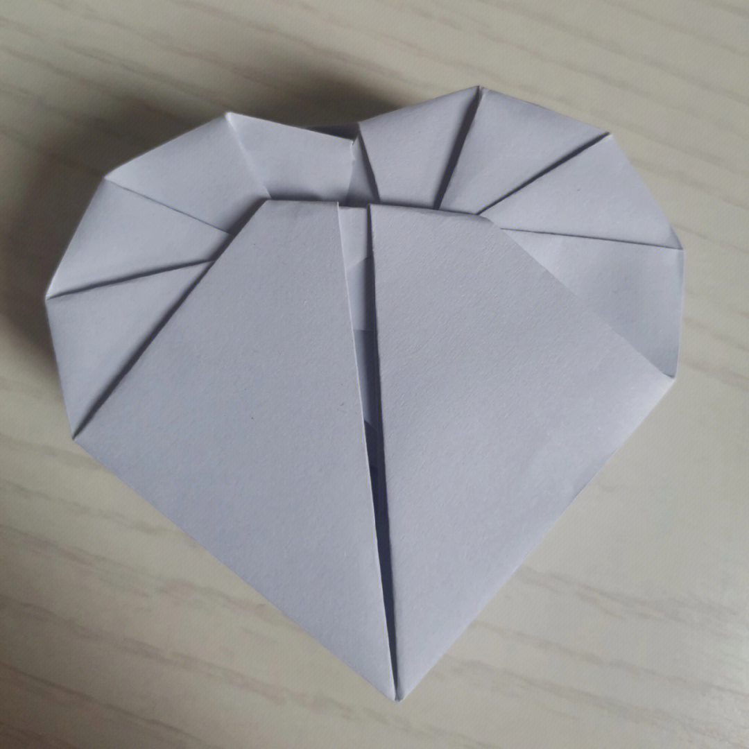 折纸爱心盒子简单图片