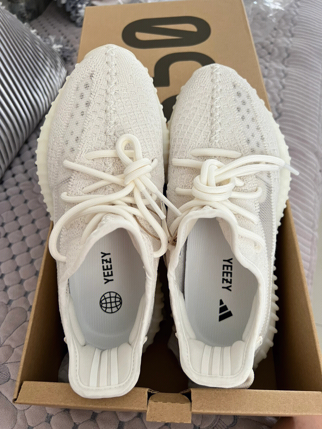 yeezy壁纸潮图图片