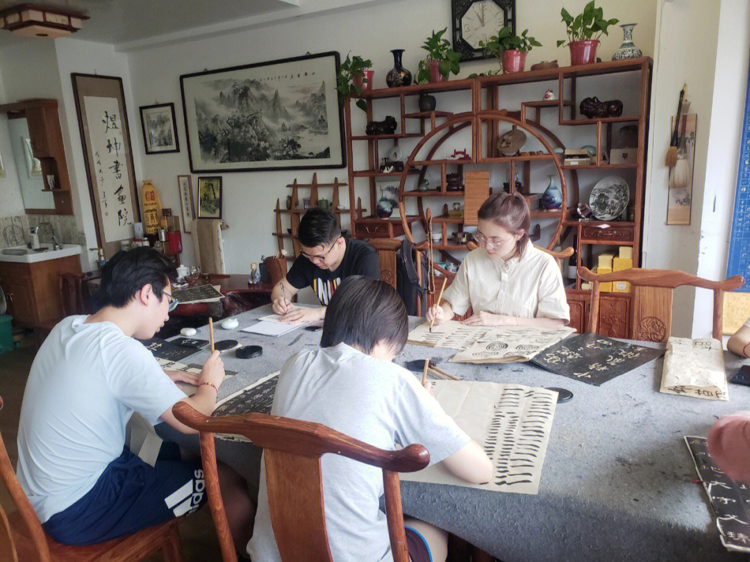 北京成人毛笔字书法培训班开课了