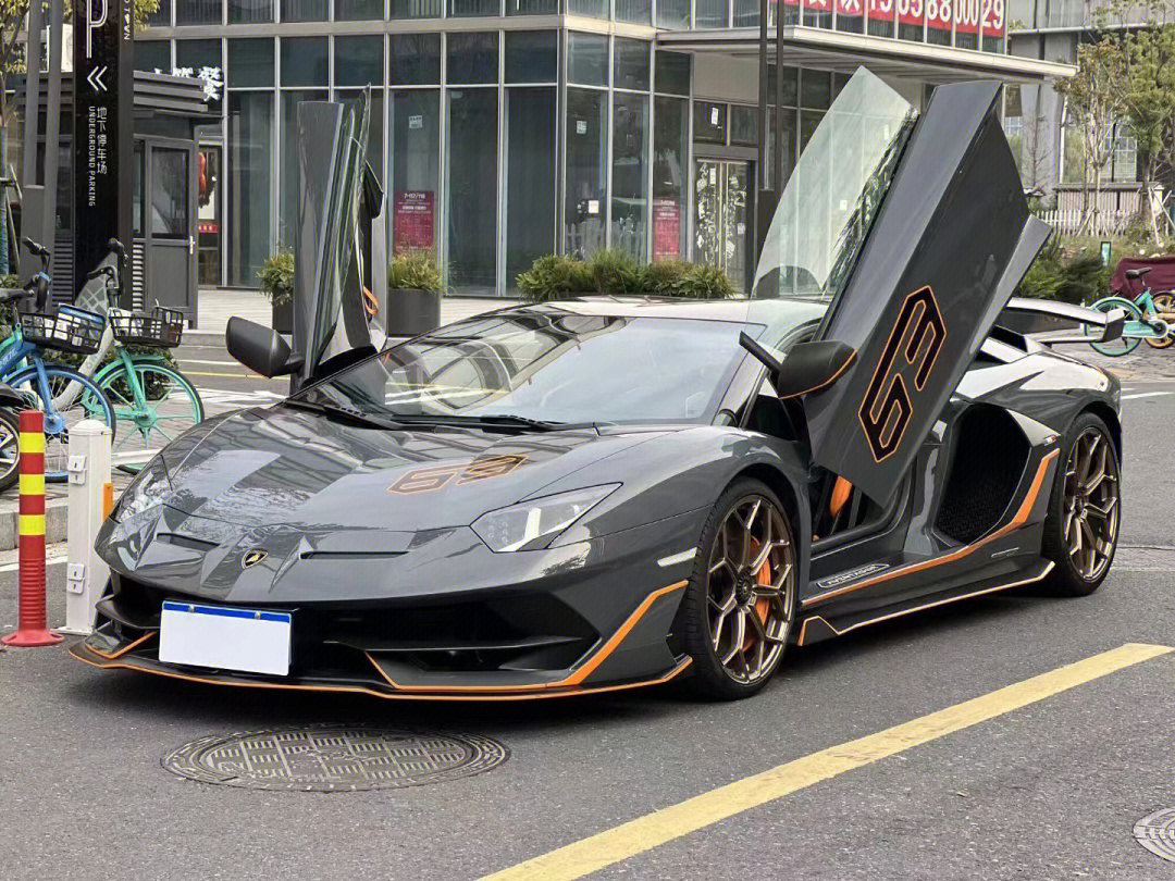 19年9月兰博基尼aventadorsvj硬顶