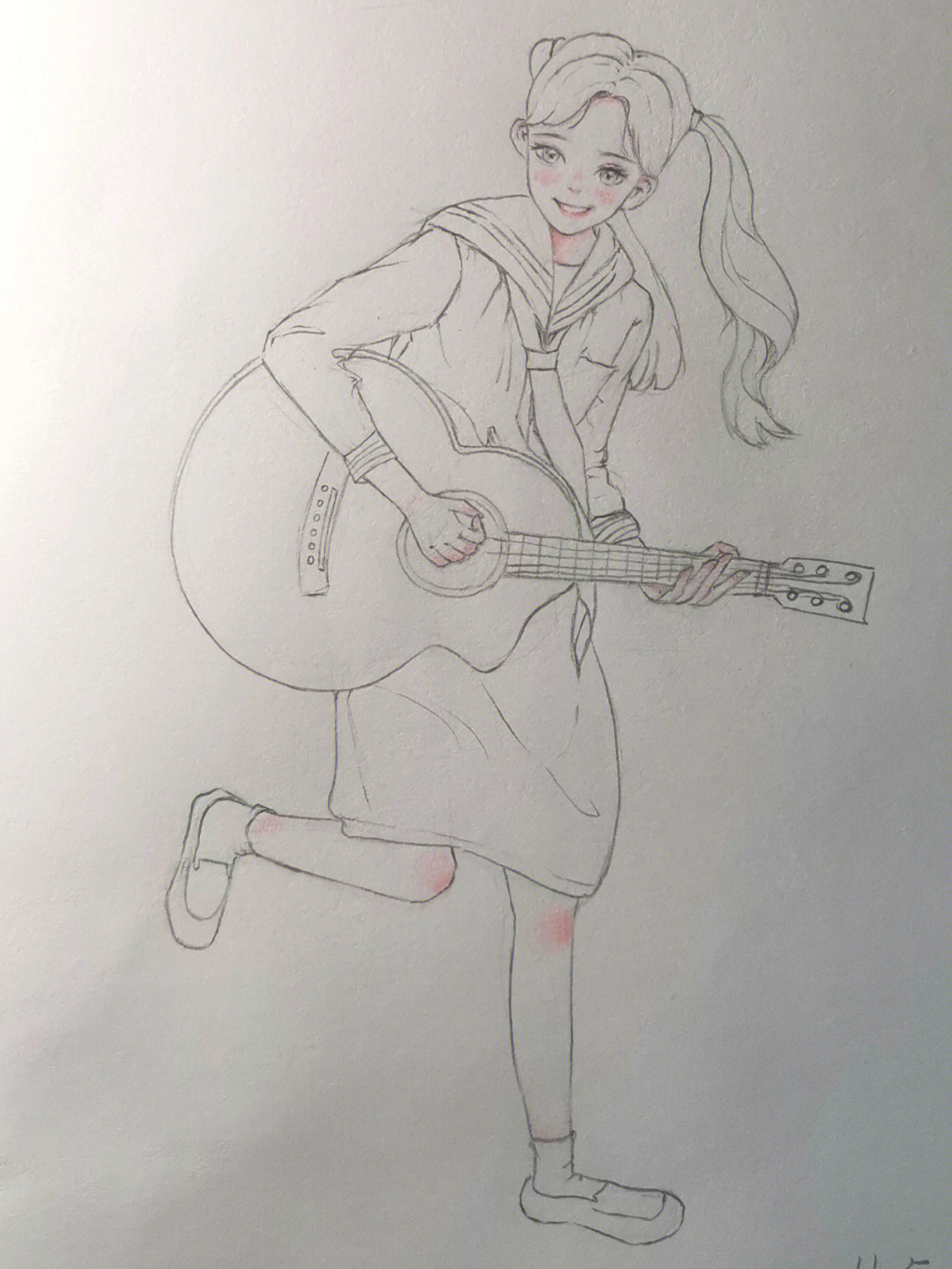 弹吉他的女孩素描图片