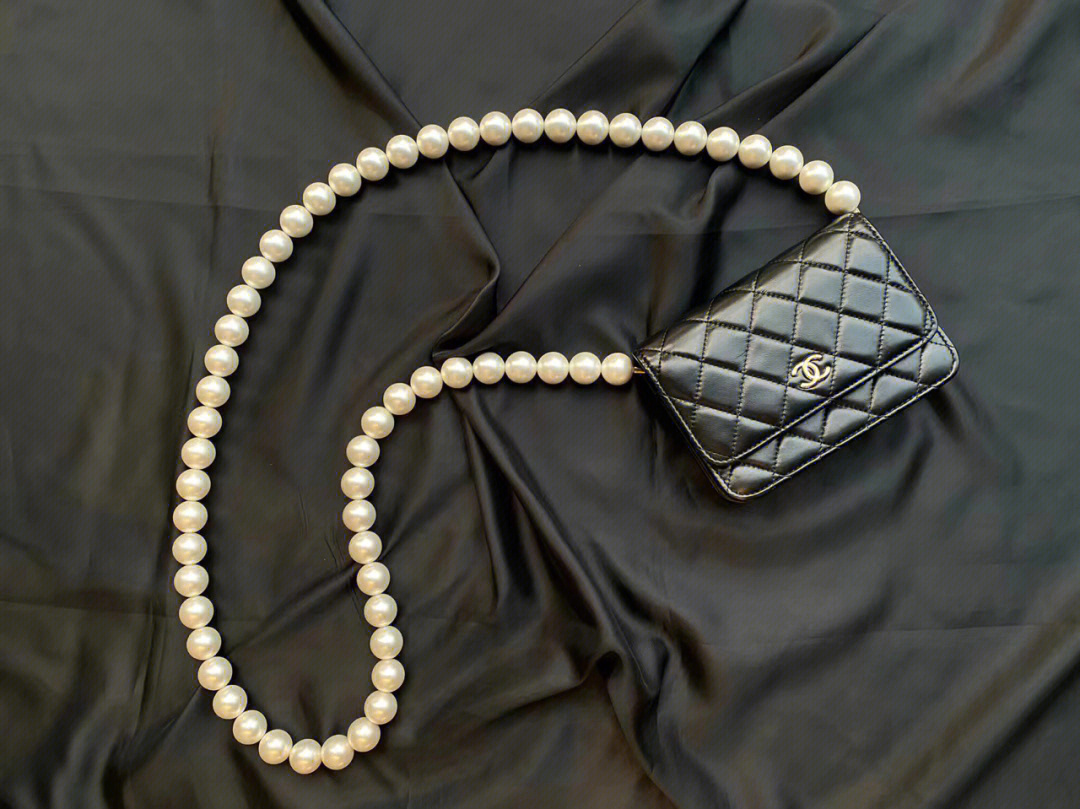 香奈儿球形珍珠包图片
