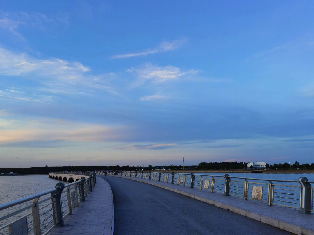 淀山湖彩虹桥具体位置图片