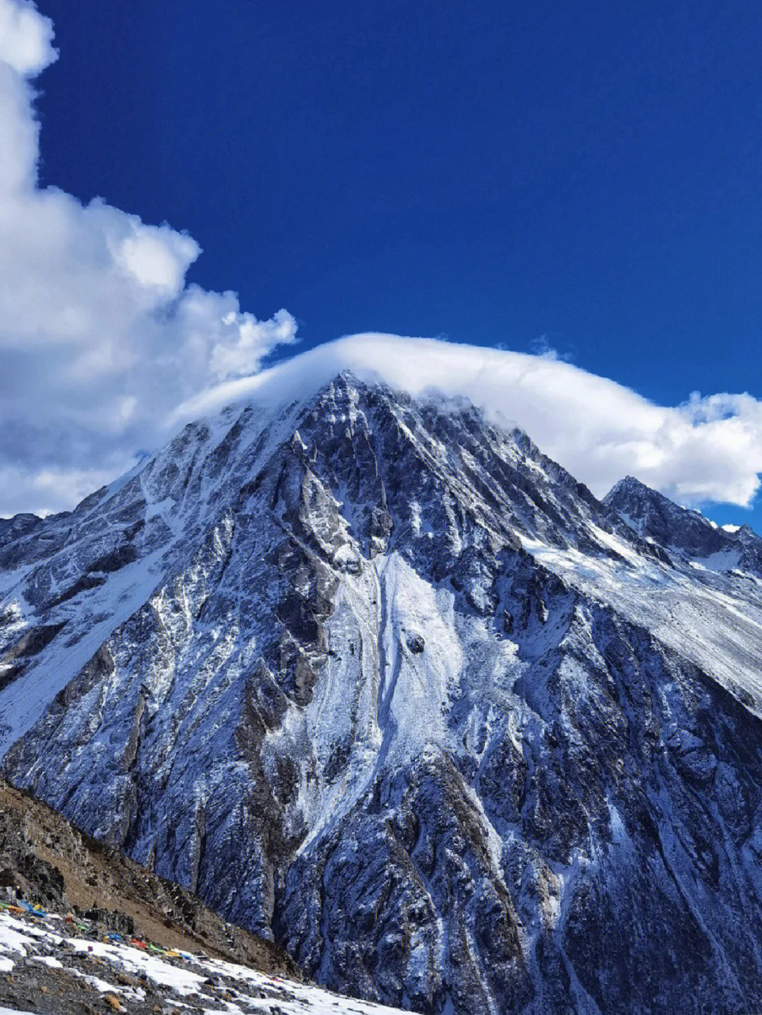 离雅拉雪山最近的垭口云绕雅拉攻略