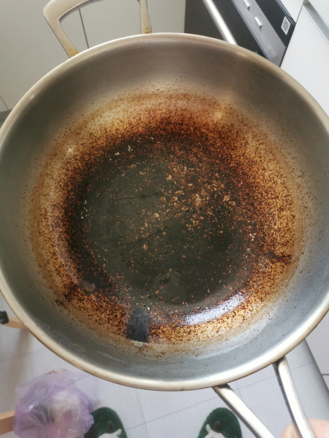 不锈钢锅烧糊了超实用的拯救方法