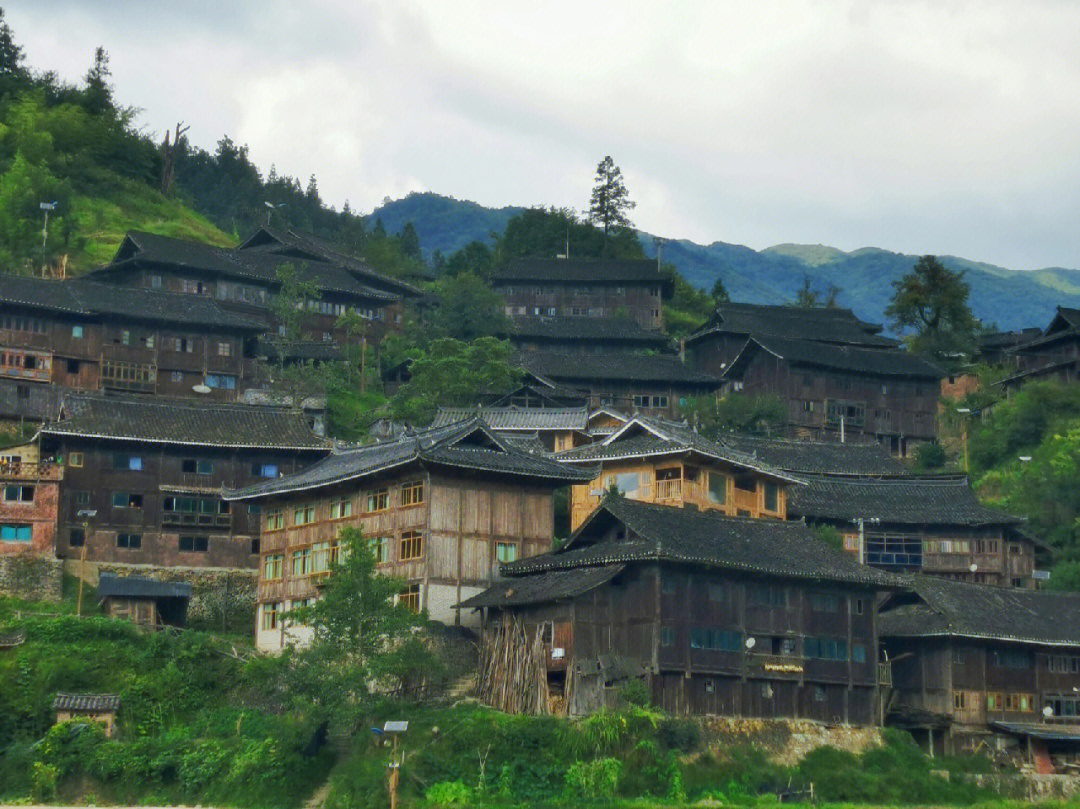 雷山乌东苗寨图片