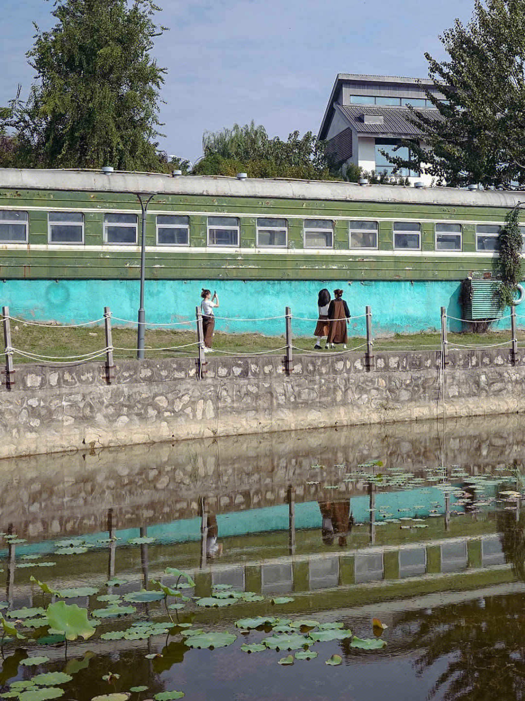 西安桃花潭中学生图片图片