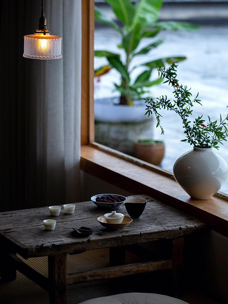 雨天品茶图片图片