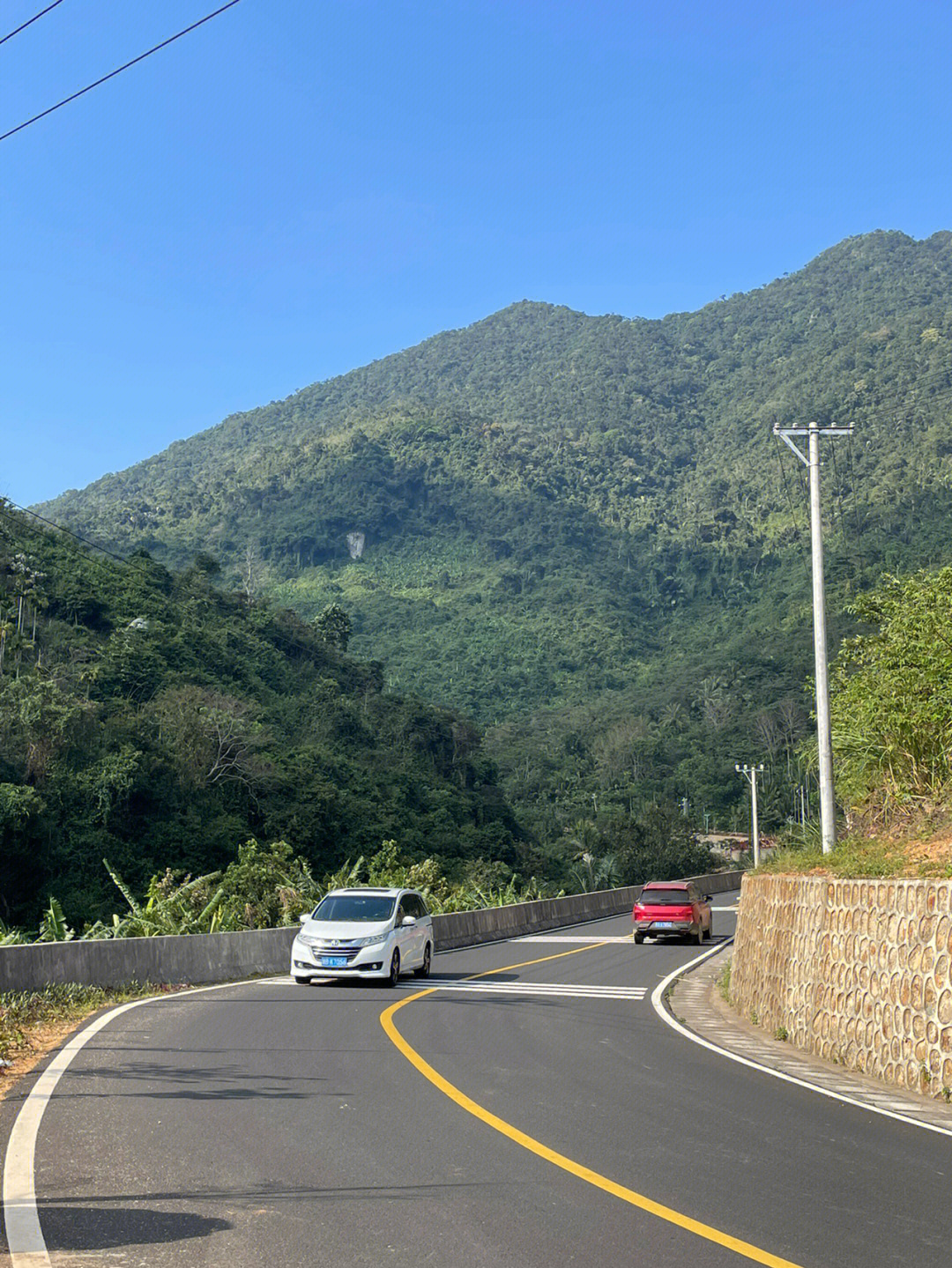 日月湾最美公路图片