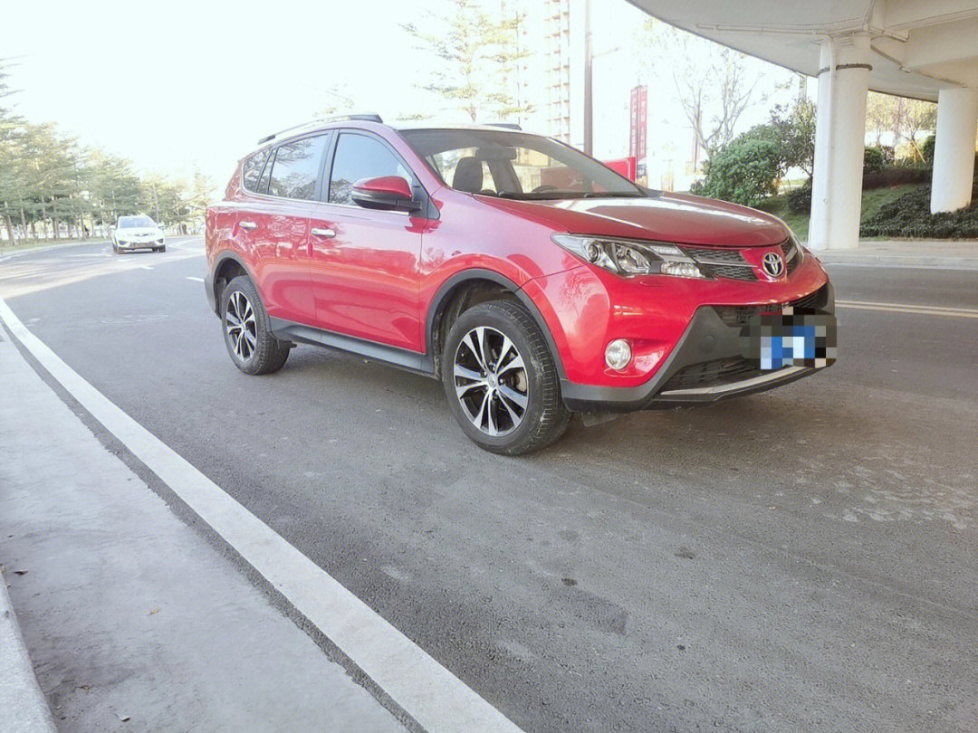 丰田荣放rav4