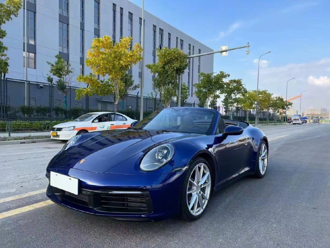 保时捷911carrera4敞篷