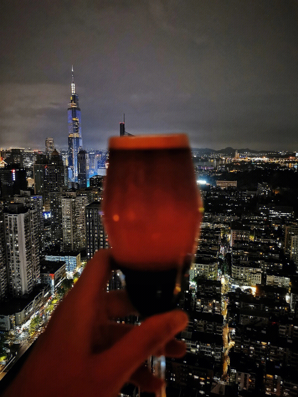 高空酒吧南京市中心夜景新视角体验