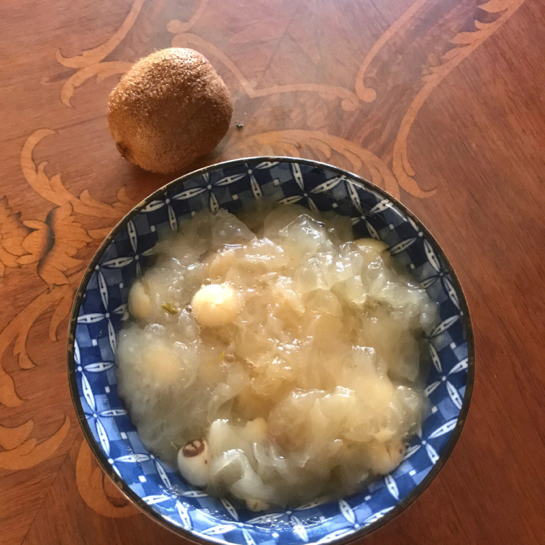 作息做起,增强免疫力,打卡记录加油94早餐:  1勺黑芝麻粉 花生3结