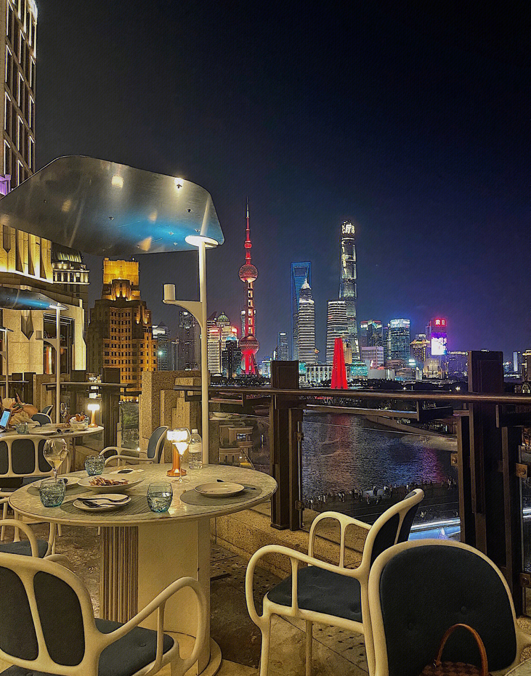 上海世贸大厦观光餐厅图片