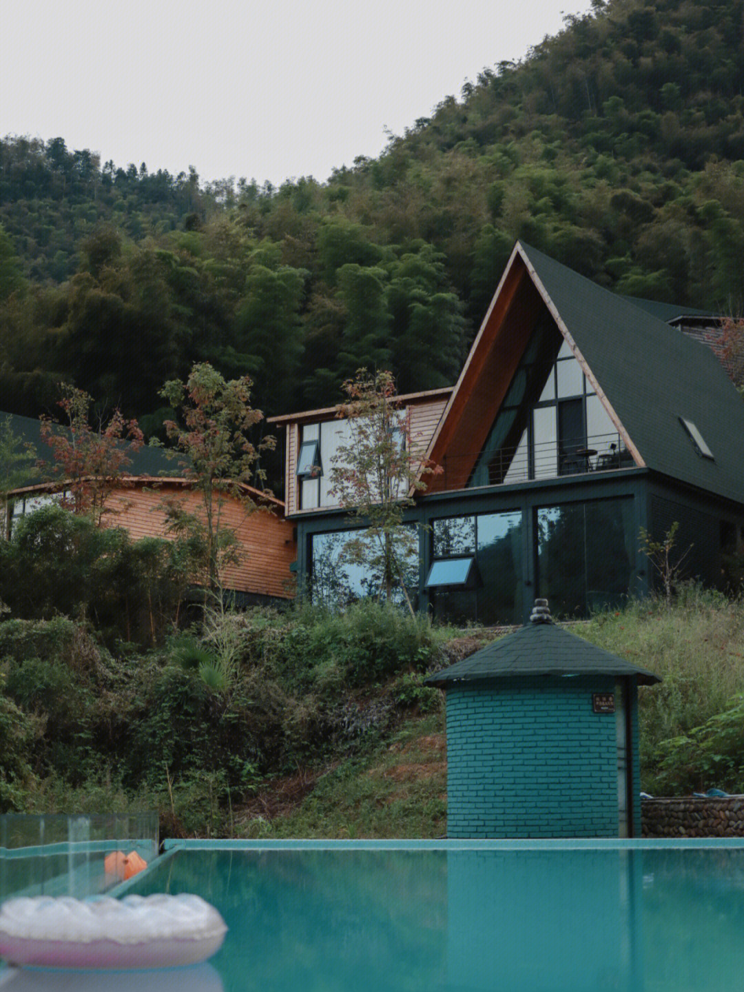 竹林小屋电影图片