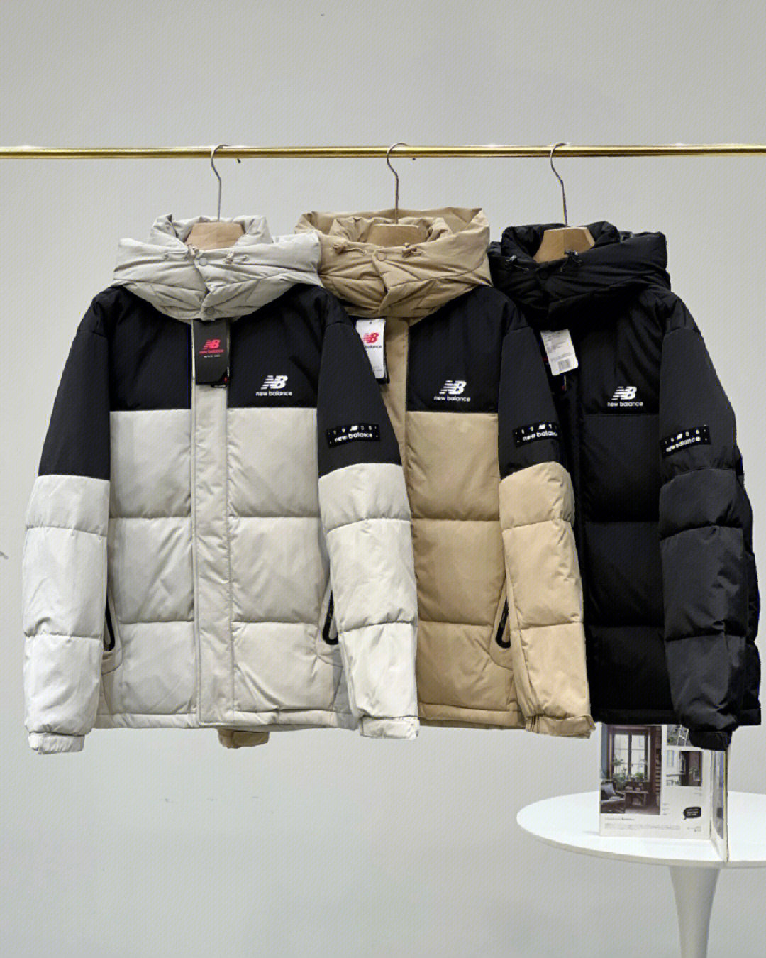 【new balance /新百伦拼接款日版羽绒服 情侣款】