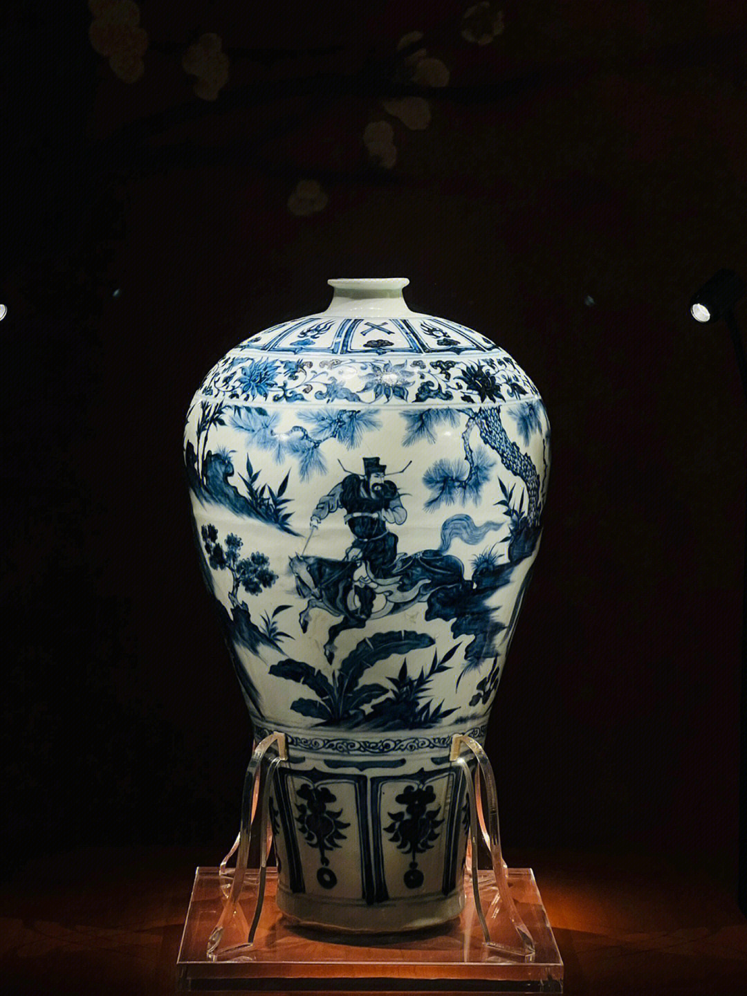 价值十亿南京市博物馆镇馆之宝元青花梅瓶