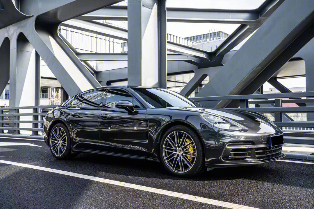 保时捷帕拉梅拉panamera10周年纪念版