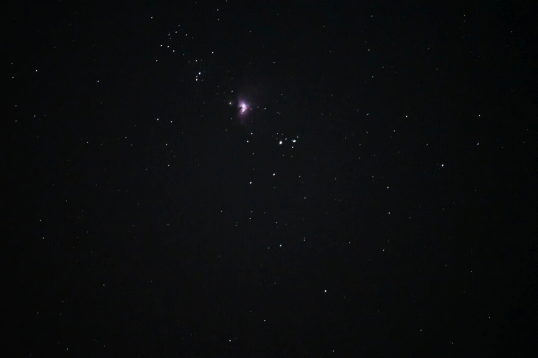 就在刚刚在自家屋顶我拍到了猎户座大星云!