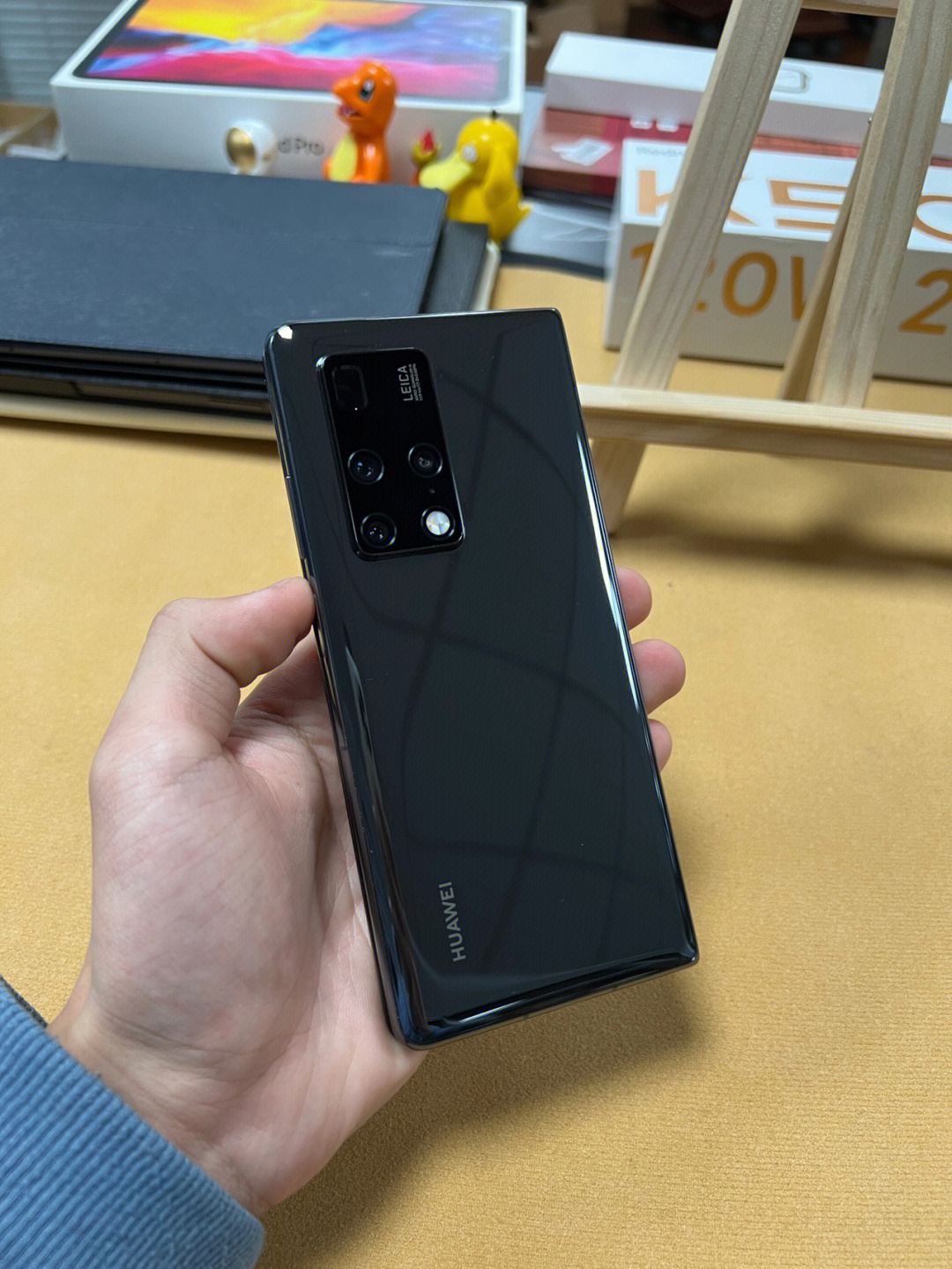 HUAWEI Mate X2图片