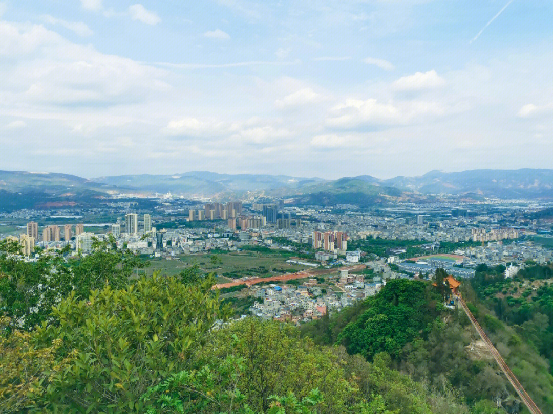 富民县伽峰山景区图片