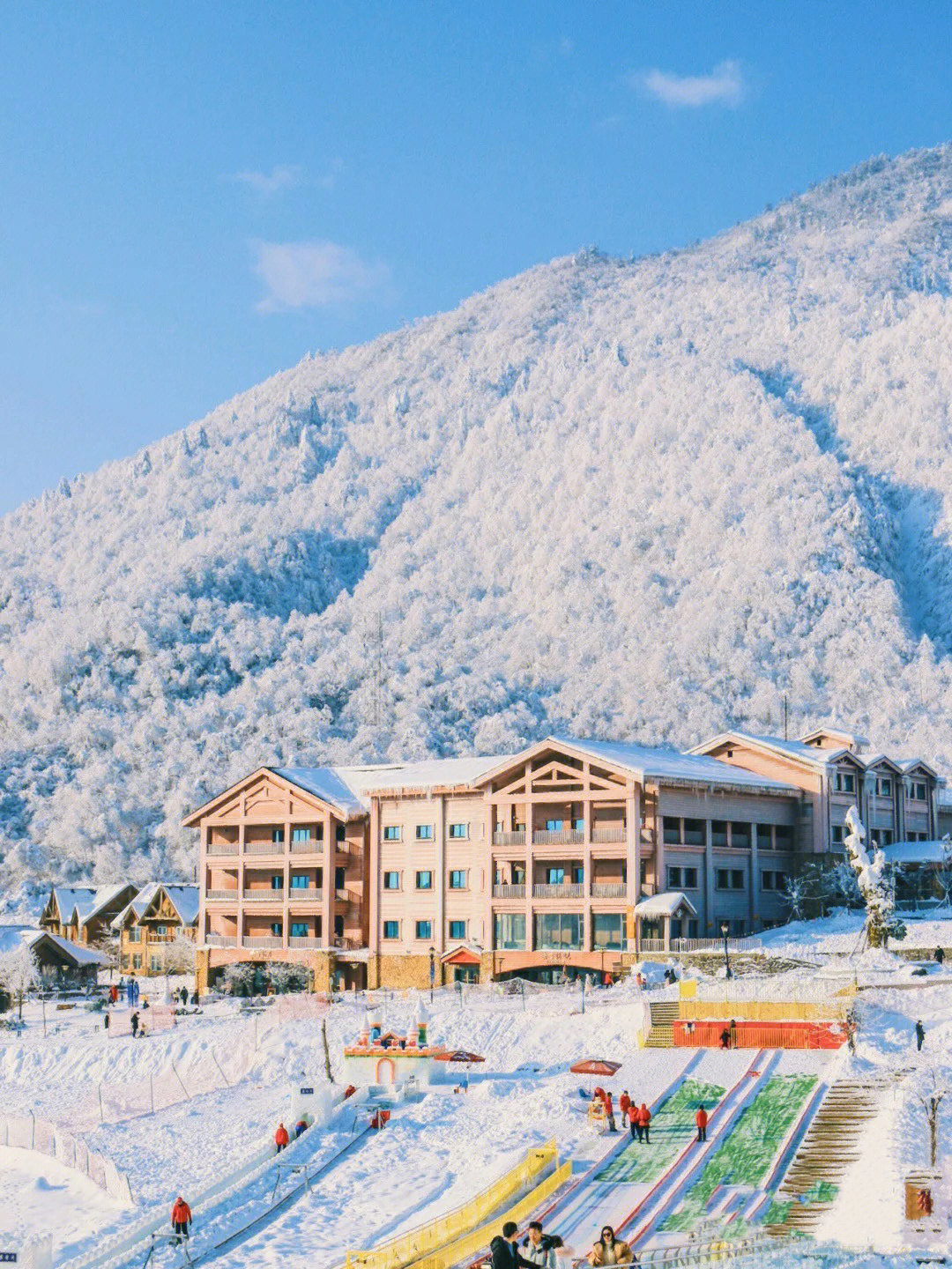 西岭雪山枫叶酒店图片