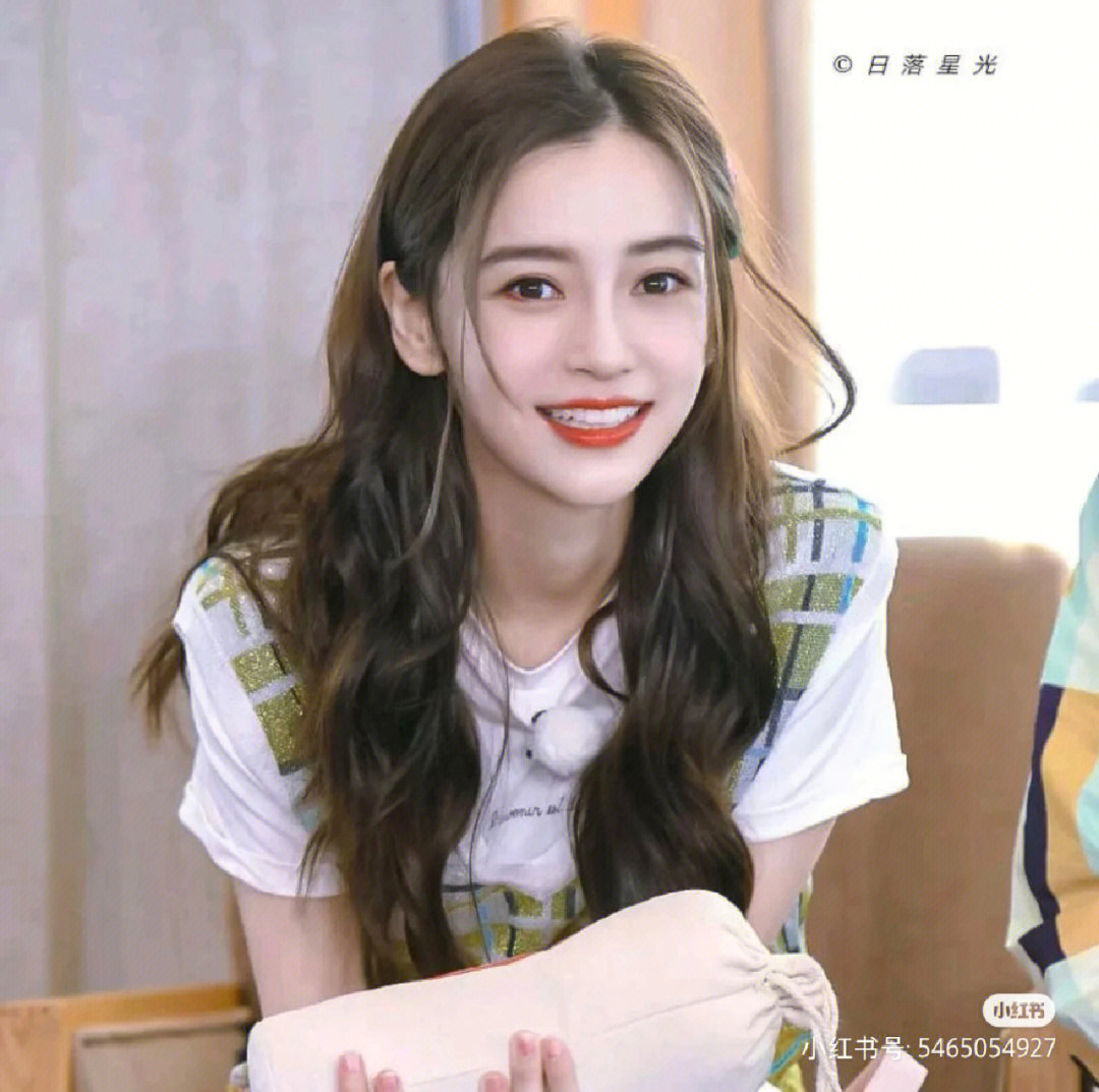 杨颖头像