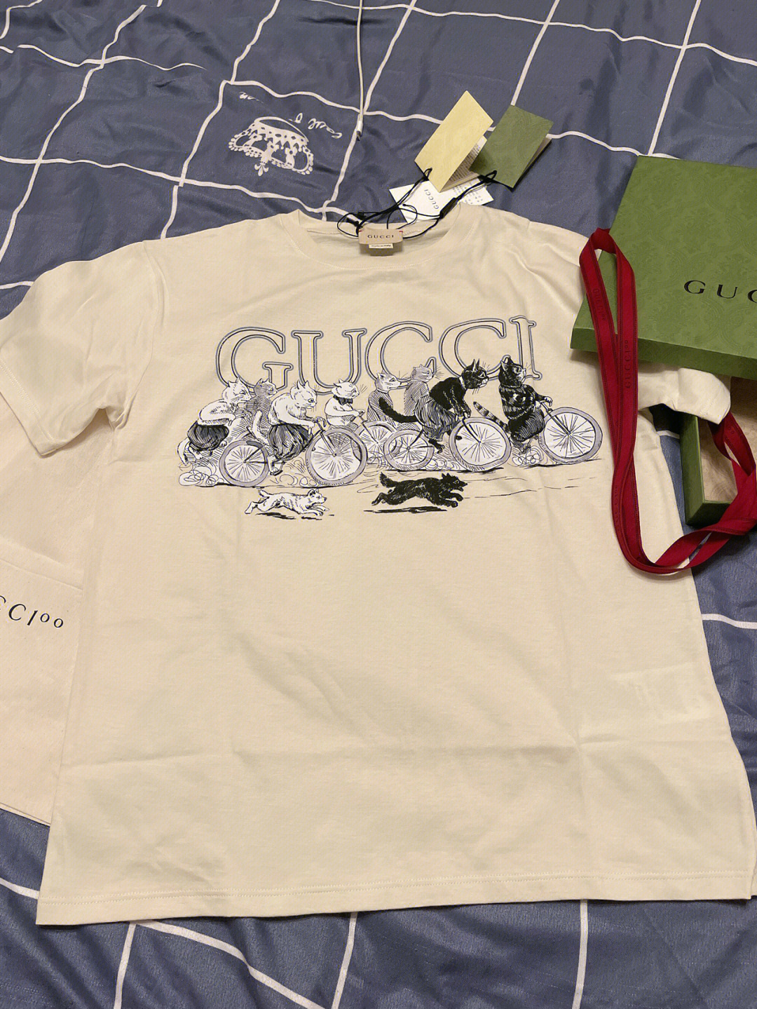 gucci猫咪t恤价格图片