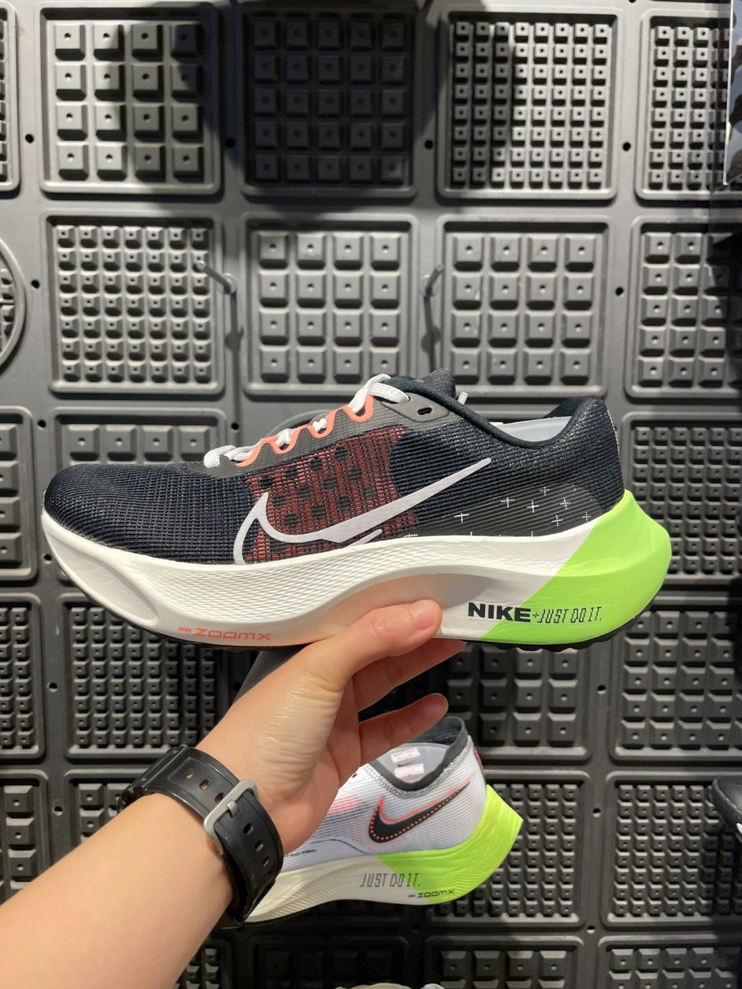 niken354跑鞋图片