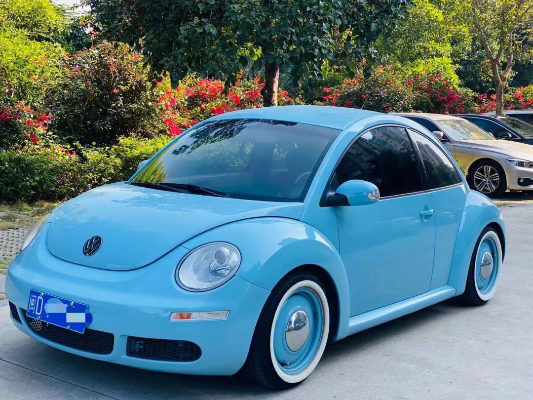 甲壳虫汽车天蓝色图片