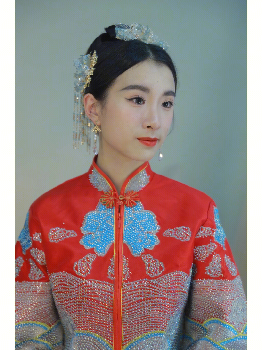 中式新娘秀禾服