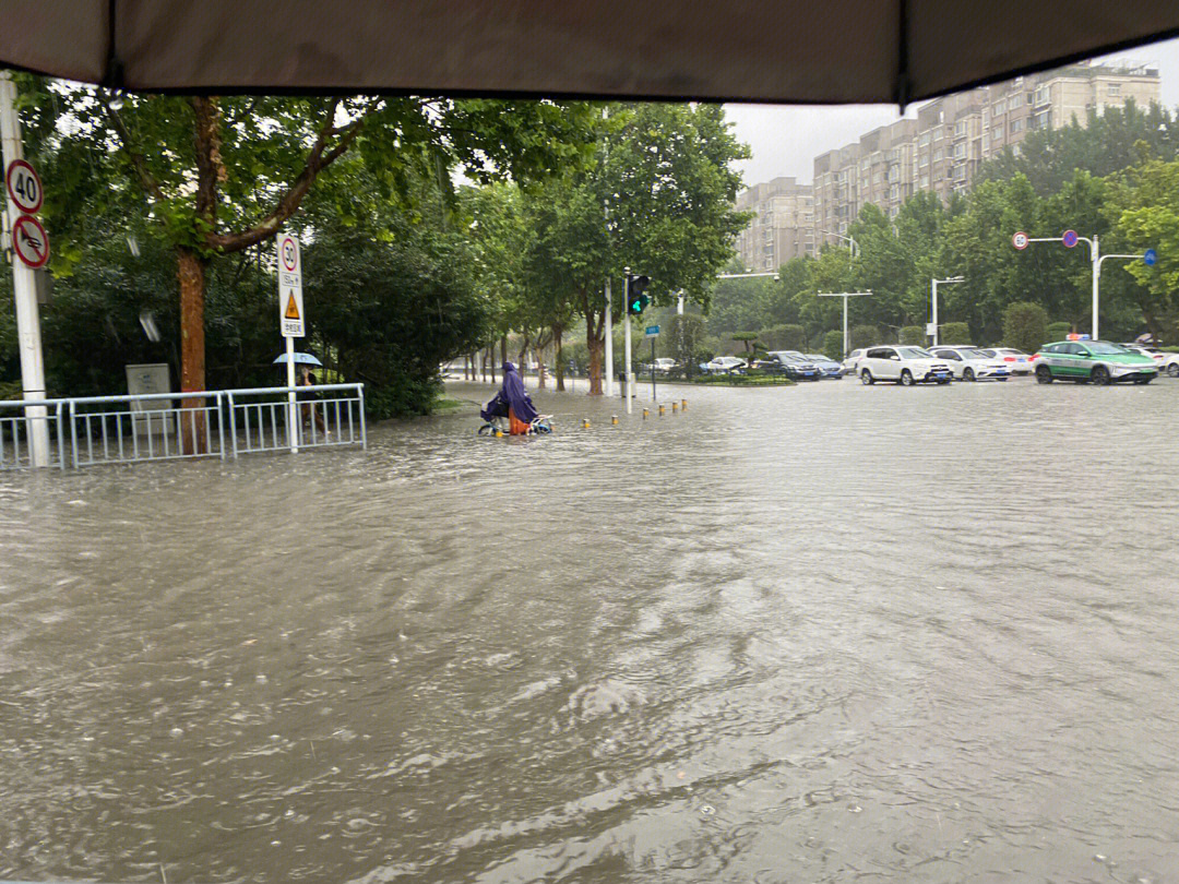 鹿邑暴雨图片