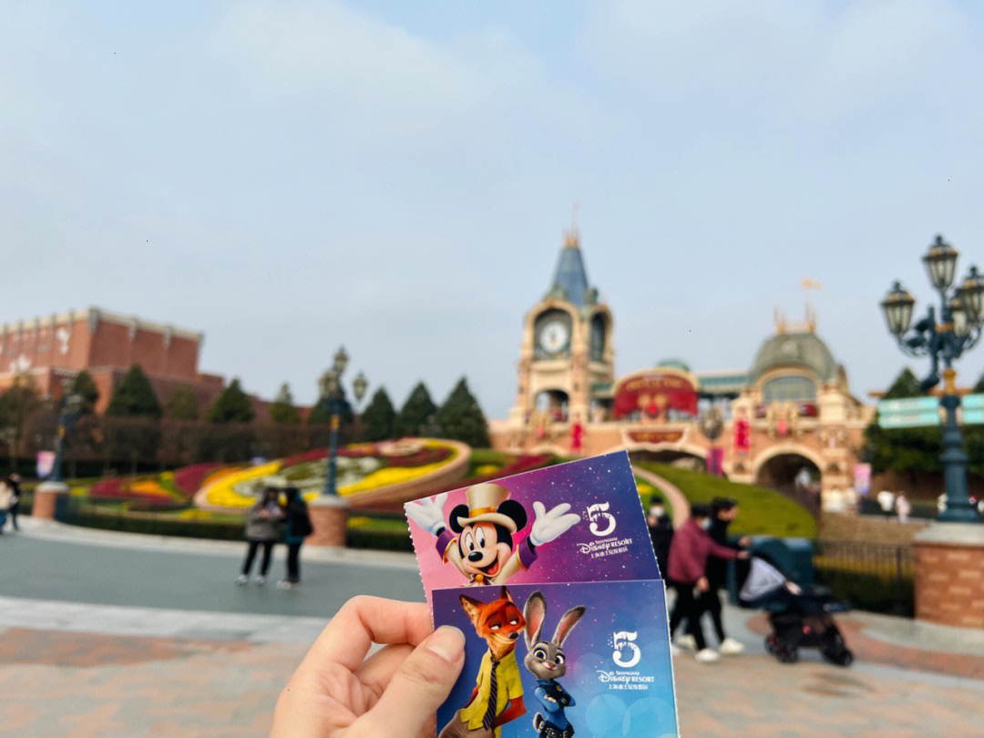 上海迪士尼要涨价_上海迪士尼入园要排队吗_上海站到迪士尼要多久