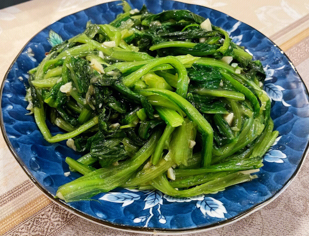 挑战一百种道家常菜第十道蒜炒油麦菜75