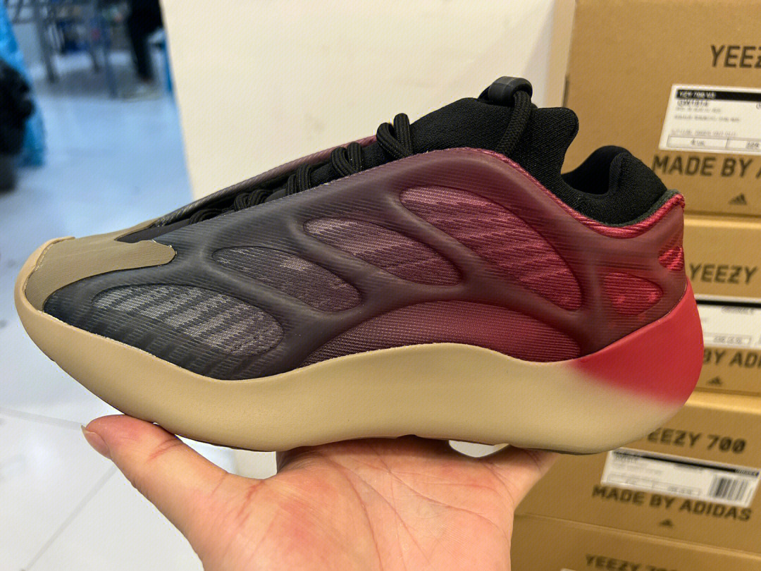 yeezy700拆解图片