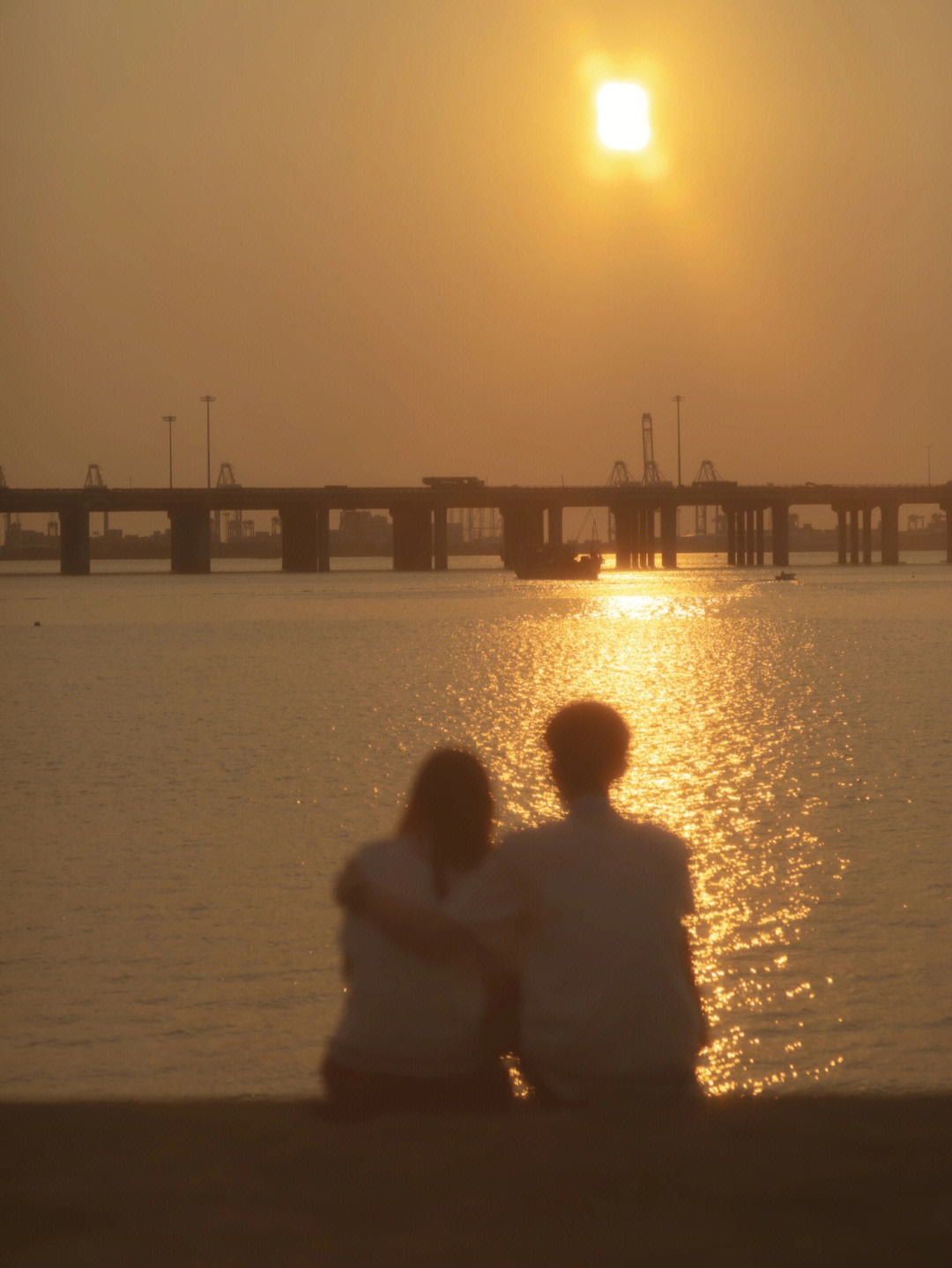 我和夕阳有个约会海海图片