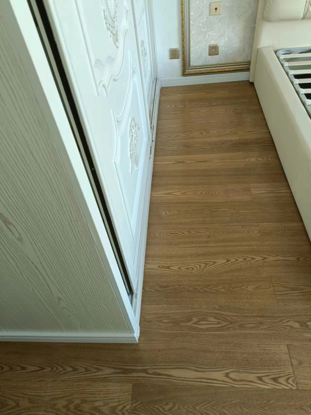 家装地板效果图_石塑地板 家装客厅效果_家装用什么木地板