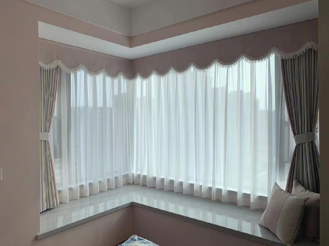 最流行的飘窗窗帘样式图片