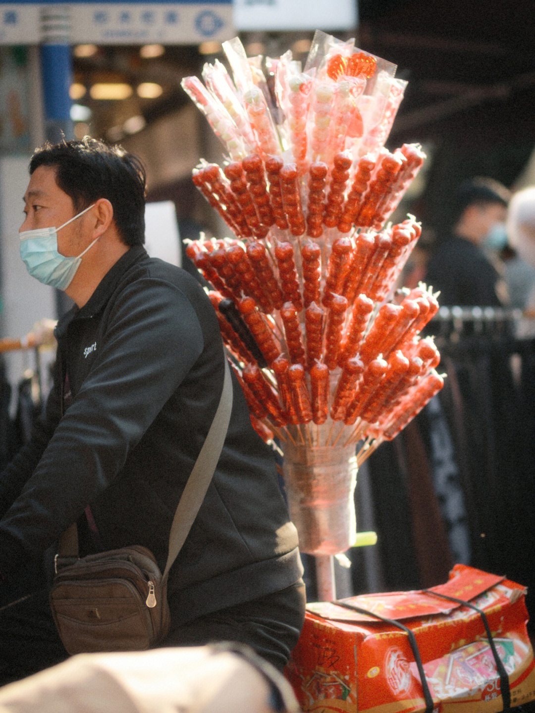 广州扫街卖冰糖葫芦咯